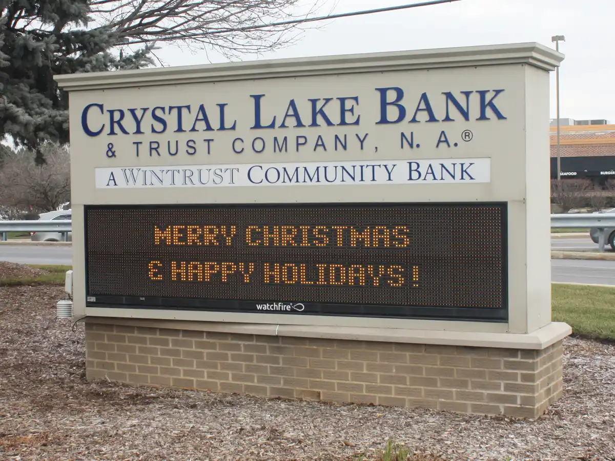 Crystal-Lake-Bank-Main-Branch.webp